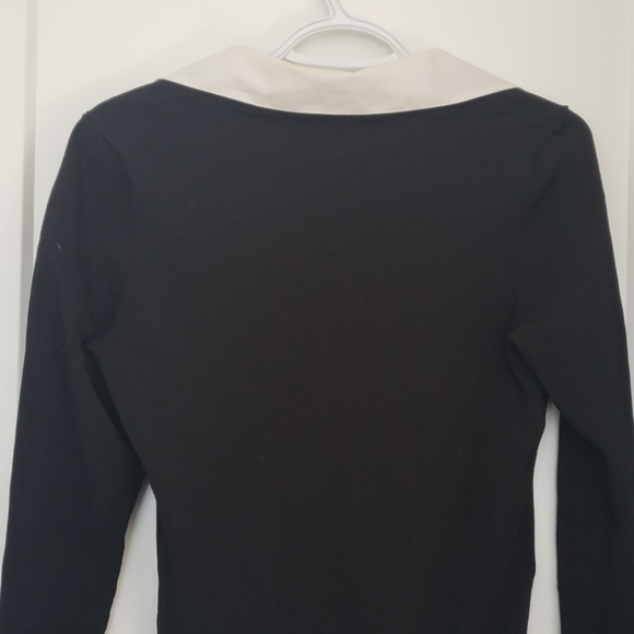 Sweater w/ Lace Collar - Picture 3 of 7